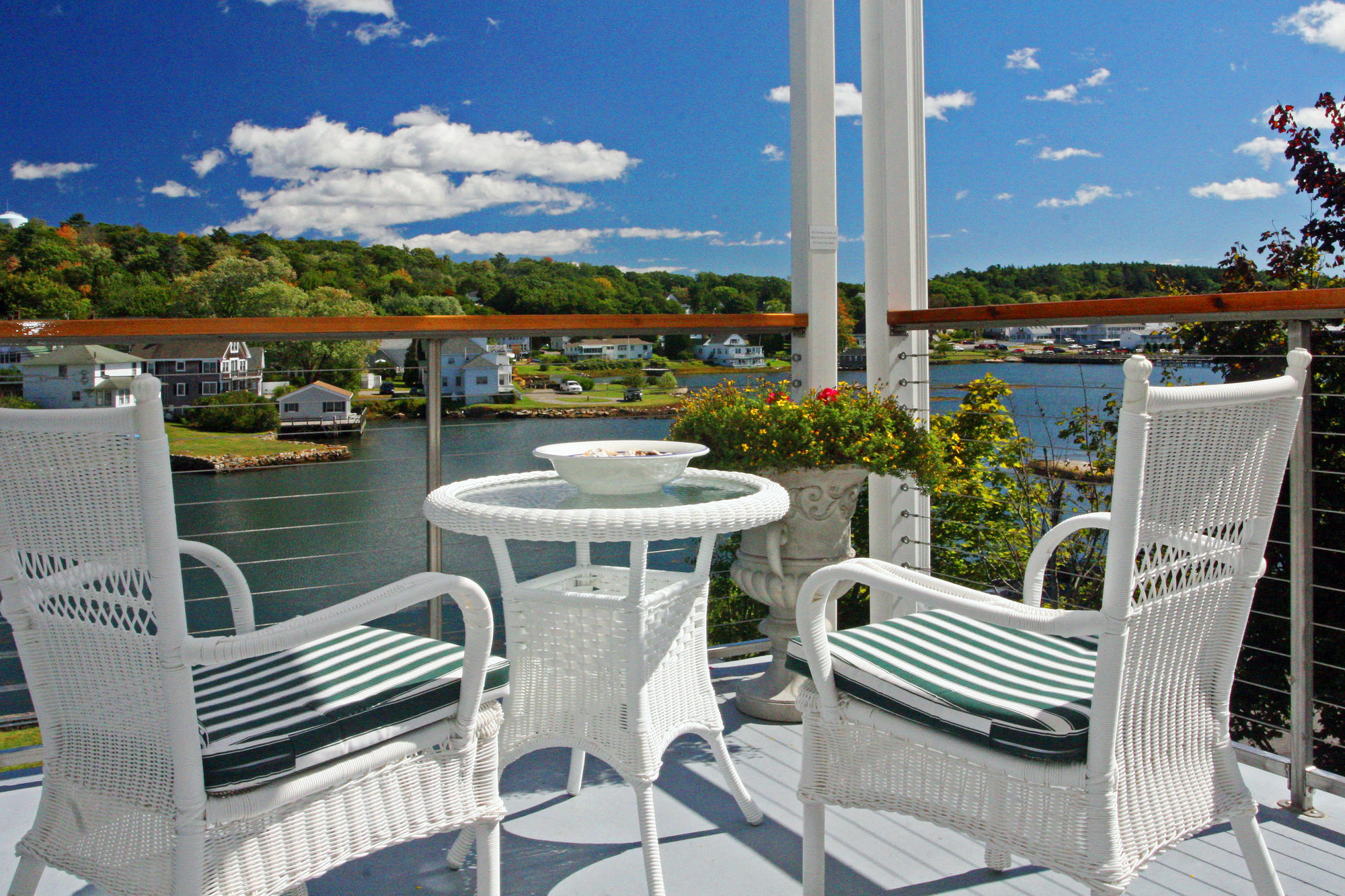 Harborage Inn On The Oceanfront Boothbay Harbor Exterior photo